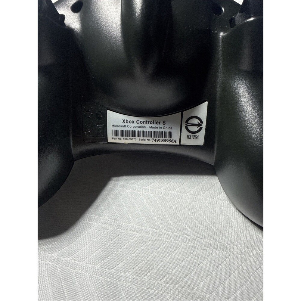 Xbox Controller X0869873 - Picture 2 of 3